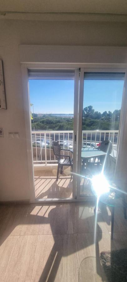 Sea View Torrevieja Apartment Екстериор снимка